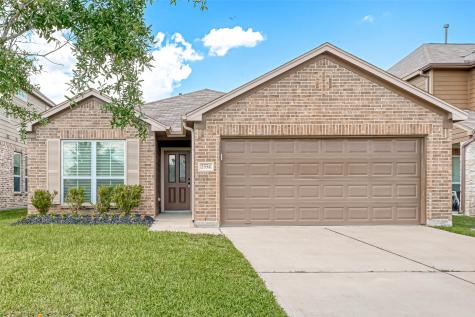 2554 Oakleaf Ash Lane Fresno TX 77545