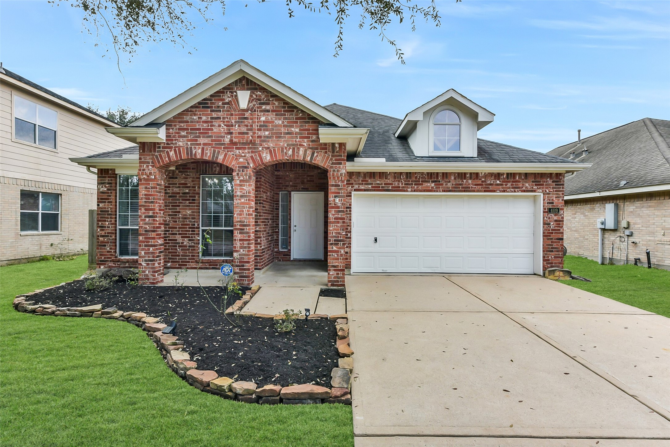 409 Abbey Lane League City TX 77573