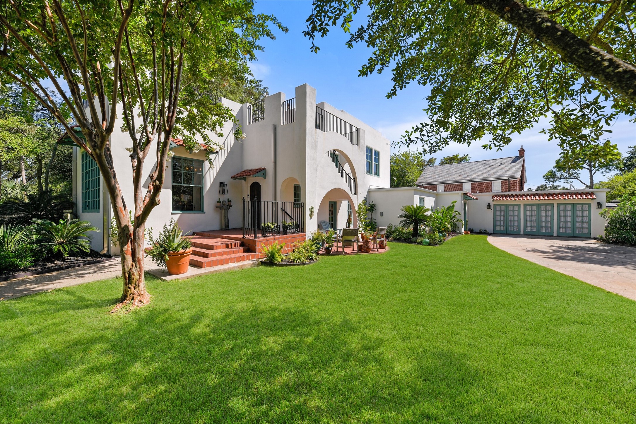 31 Cedar Lawn Circle Galveston TX 77551