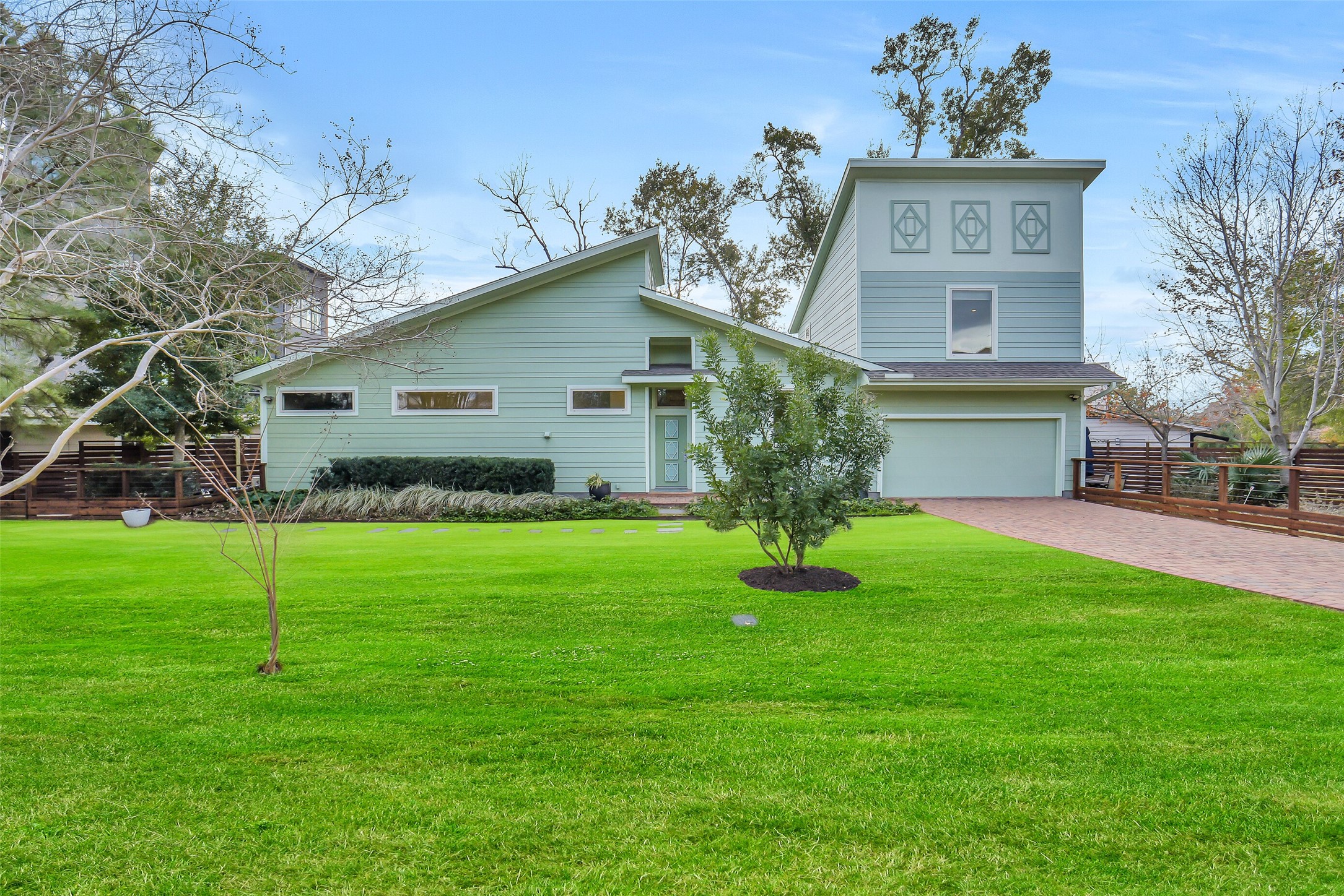 1802 W 14th 1/2 Street Houston TX 77008