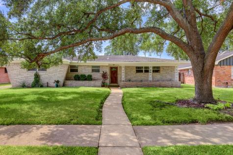 7734 Wilmerdean Street Houston TX 77061