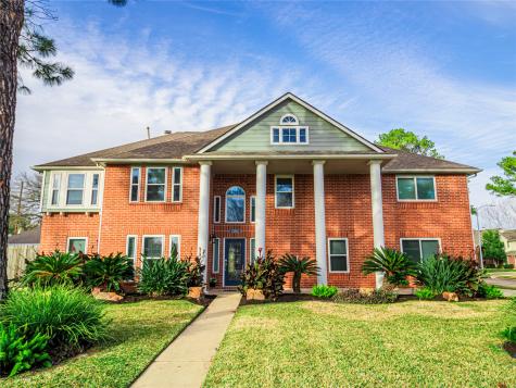 14014 Ragus Lake Drive Sugar Land TX 77498-5604