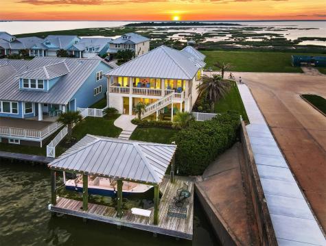 5029 Allen Cay Drive Texas City TX 77590