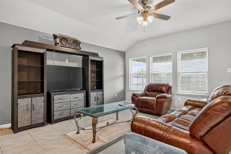 2907 Vales Point Drive Fresno TX 77545
