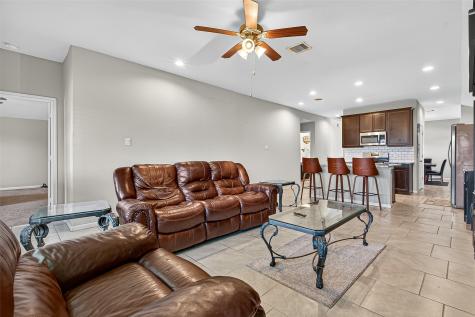 2907 Vales Point Drive Fresno TX 77545