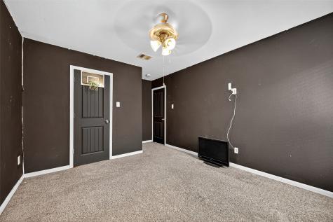 2907 Vales Point Drive Fresno TX 77545