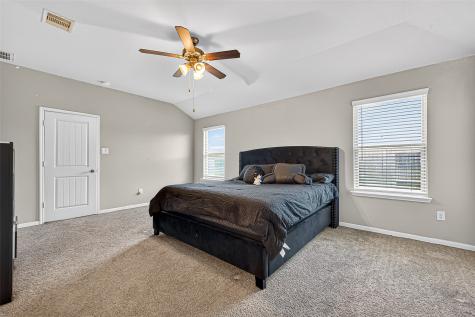 2907 Vales Point Drive Fresno TX 77545