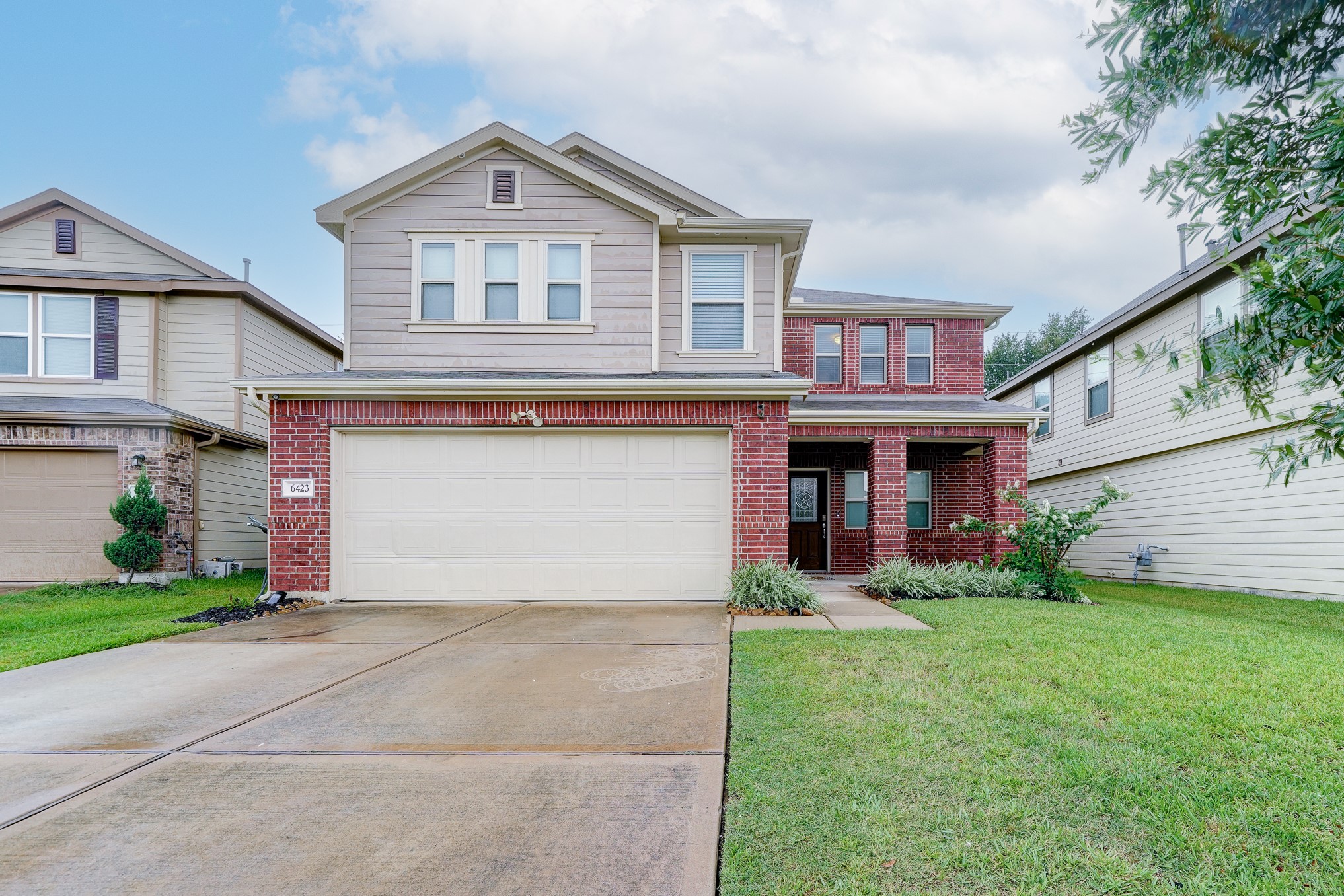 6423 Lindale Springs Lane Katy TX 77449