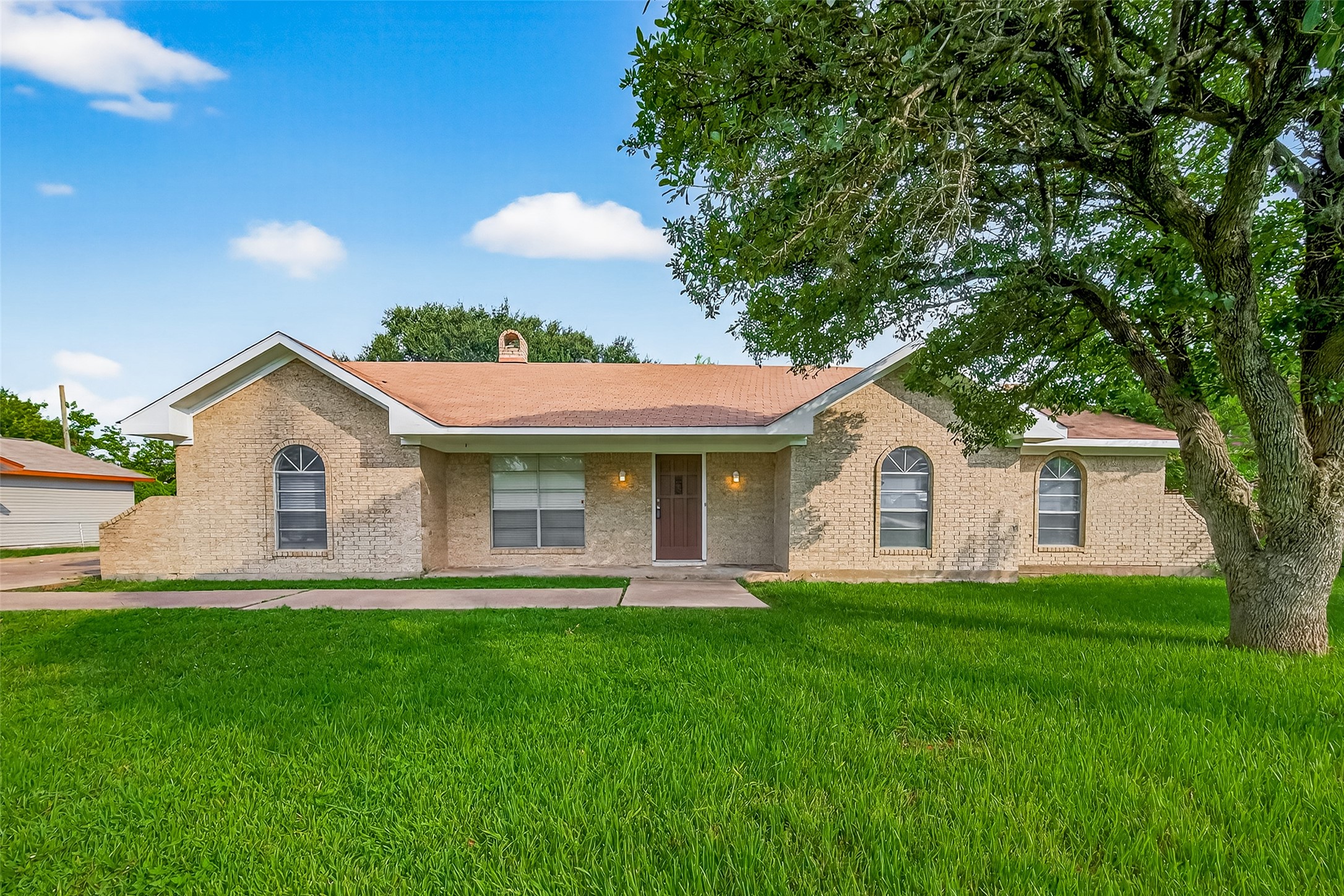 711 Nevada Street South Houston TX 77587