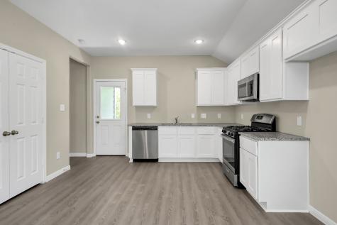 811 Jefferson Avenue Cleveland TX 77327