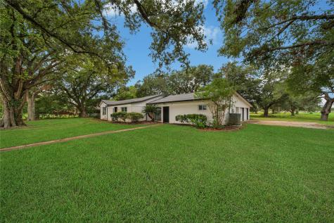 82 Nicole Bay City TX 77414
