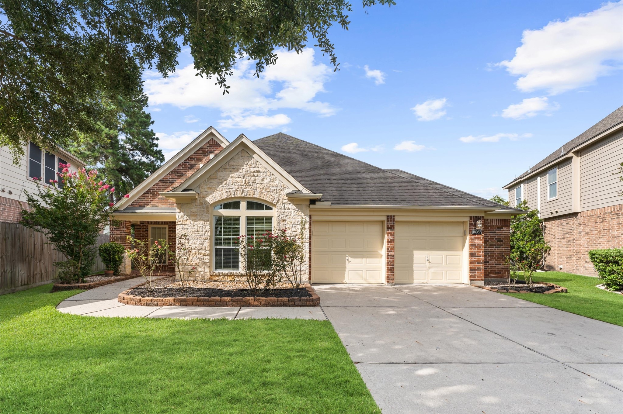 15927 Azalea Shores Court Houston TX 77044