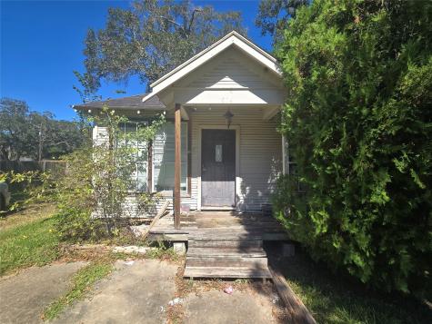 914 W Snyder Street Alvin TX 77511