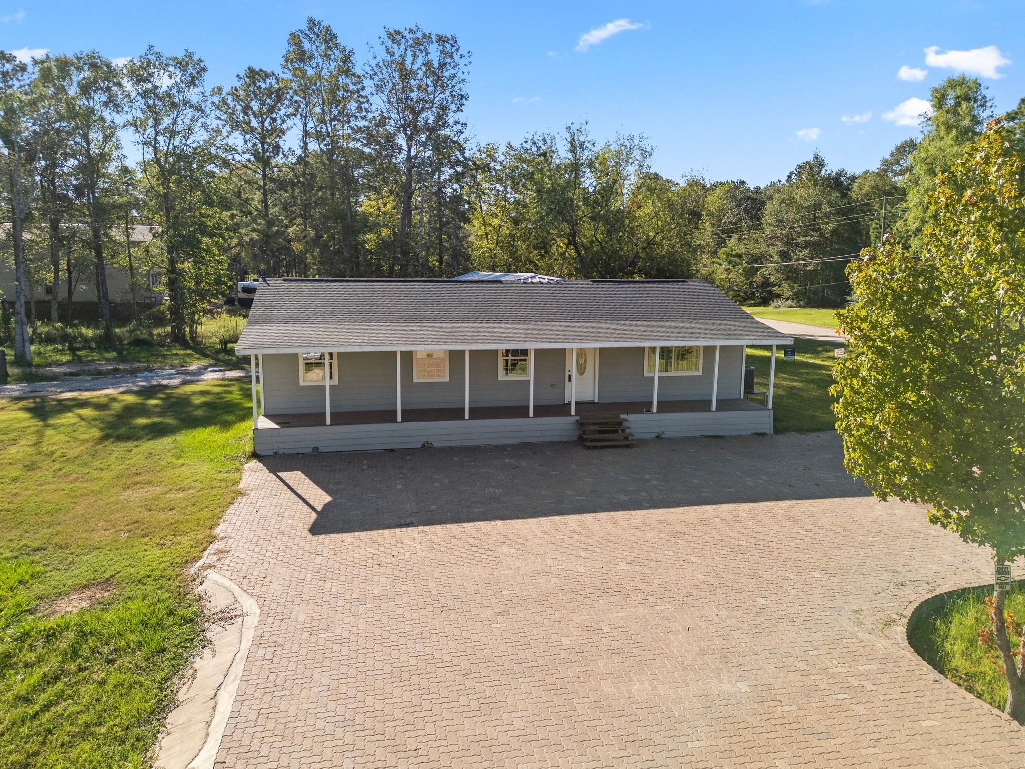 1201 Trails End Drive Cleveland TX 77328