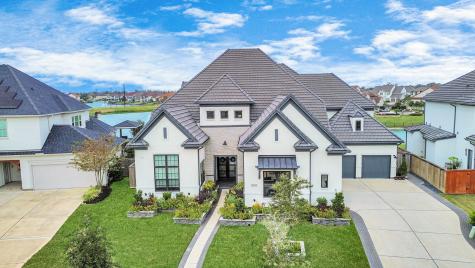 5910 Resuriz Lane Sugar Land TX 77479