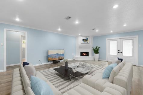 4011 Lance Street Highlands TX 77562