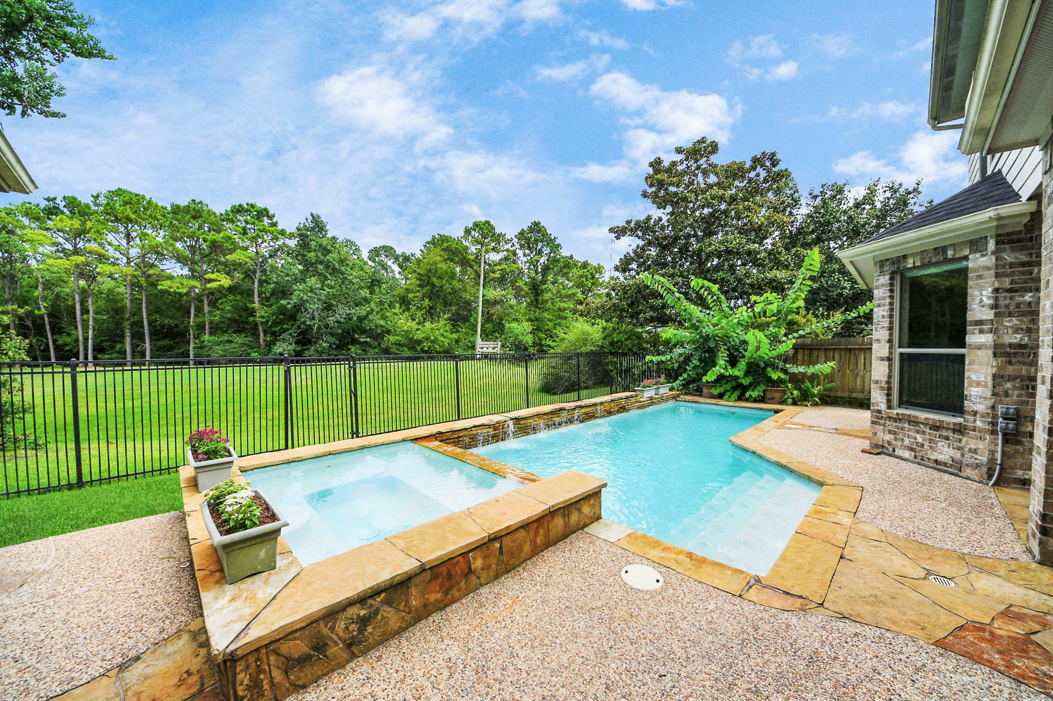 2716 Drywood Creek Drive League City TX 77573