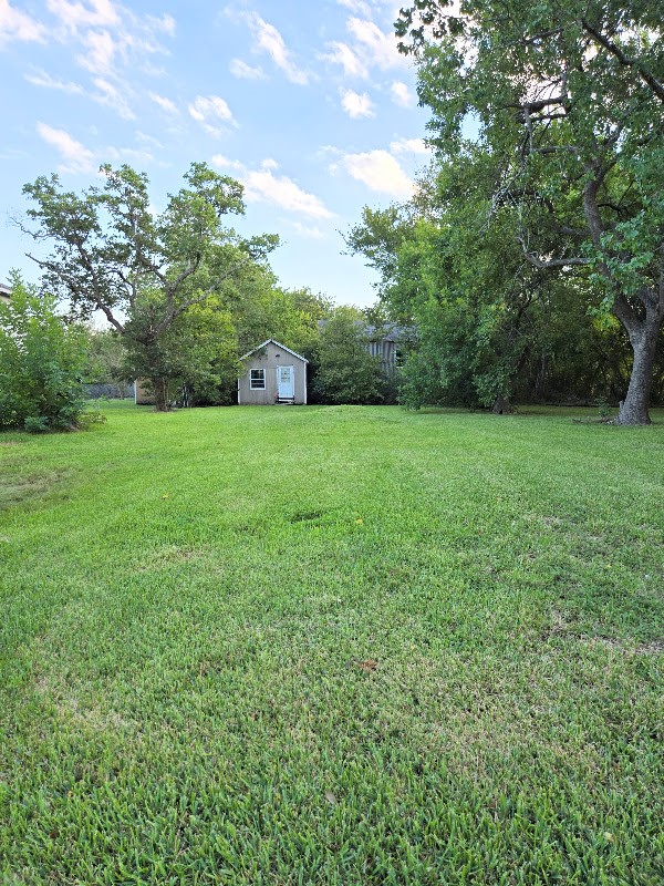 17 5th Avenue N Texas City TX 77590