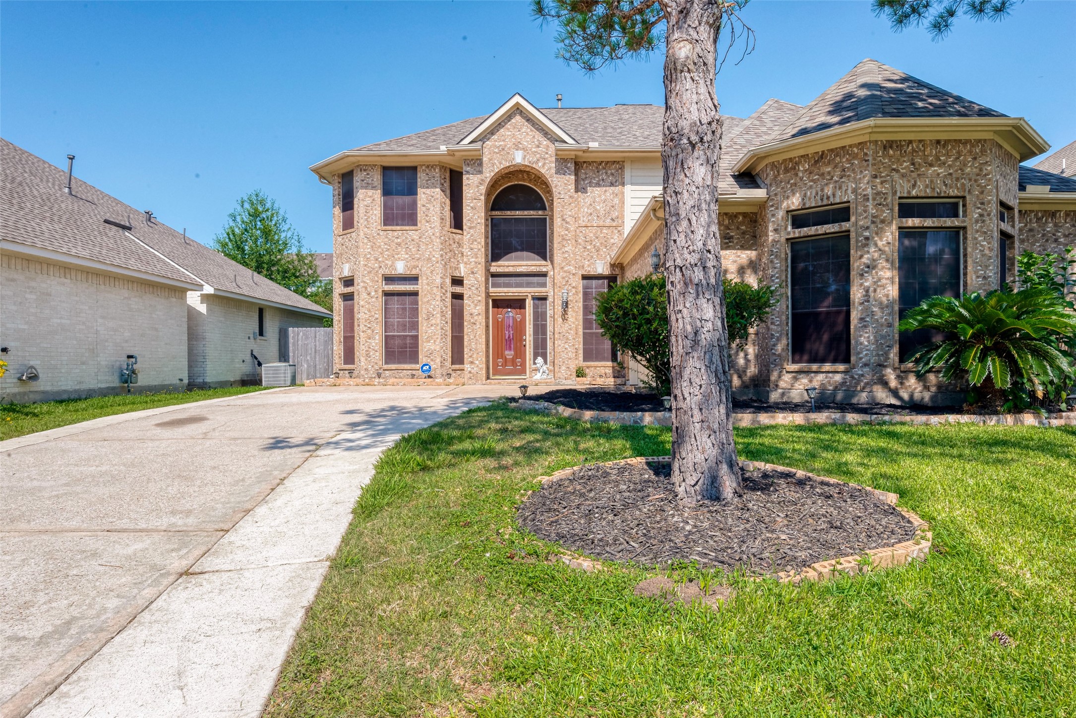 406 Colony Lake Estates Drive Stafford TX 77477