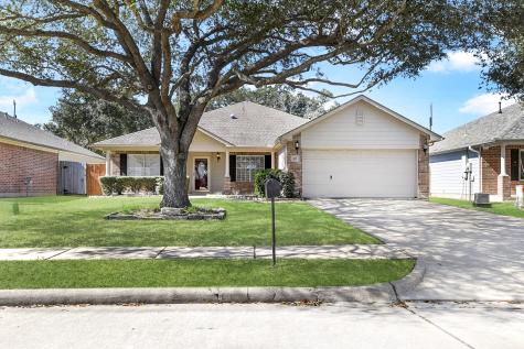 851 Victoria Lakes Drive Katy TX 77493