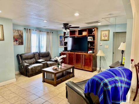 4511 Majestic Street Houston TX 77026