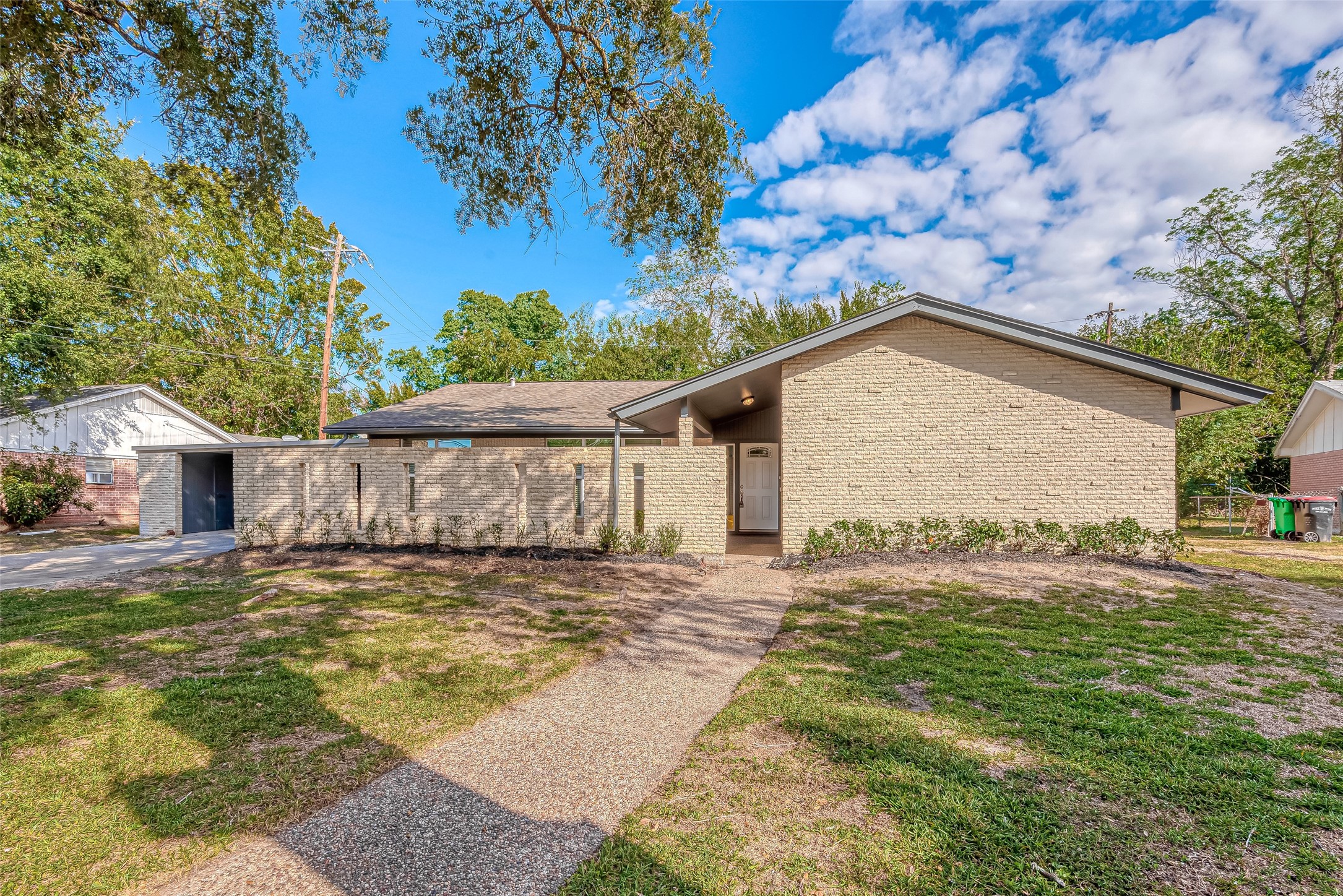 1100 N Felton Street Baytown TX 77520