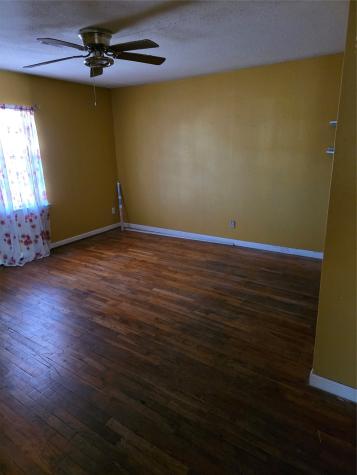 872 Lovers Lane Houston TX 77091