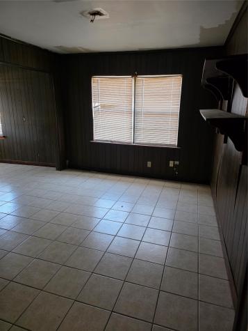872 Lovers Lane Houston TX 77091
