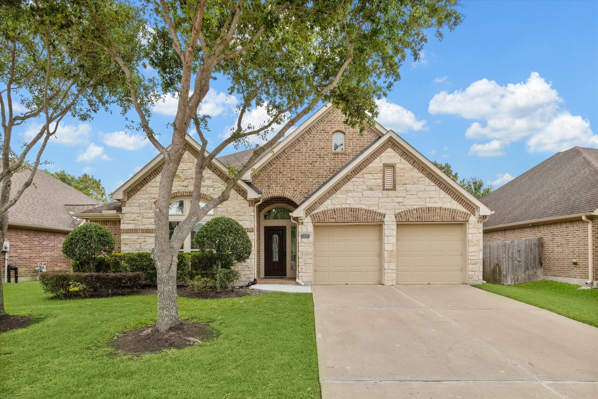 2809 Field Hollow Drive Pearland TX 77584