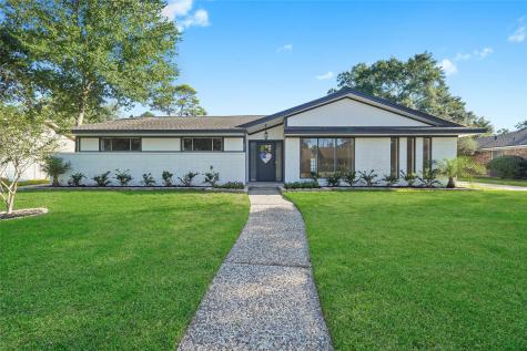 422 Woodvine Drive El Lago TX 77586