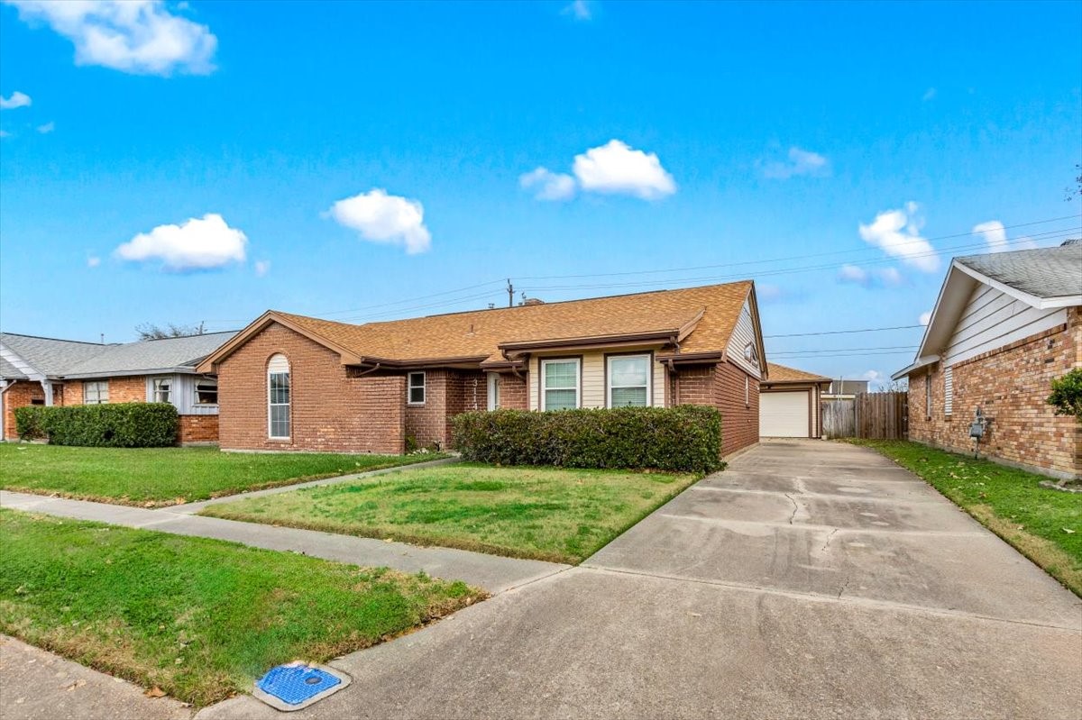 3114 Pine Street Galveston TX 77551