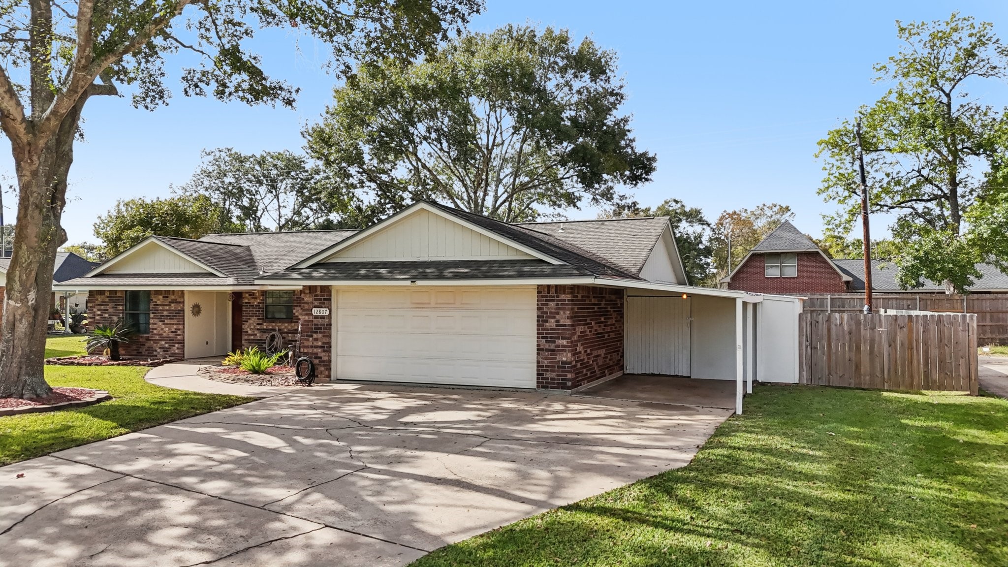 12807 Old River Drive Baytown TX 77523