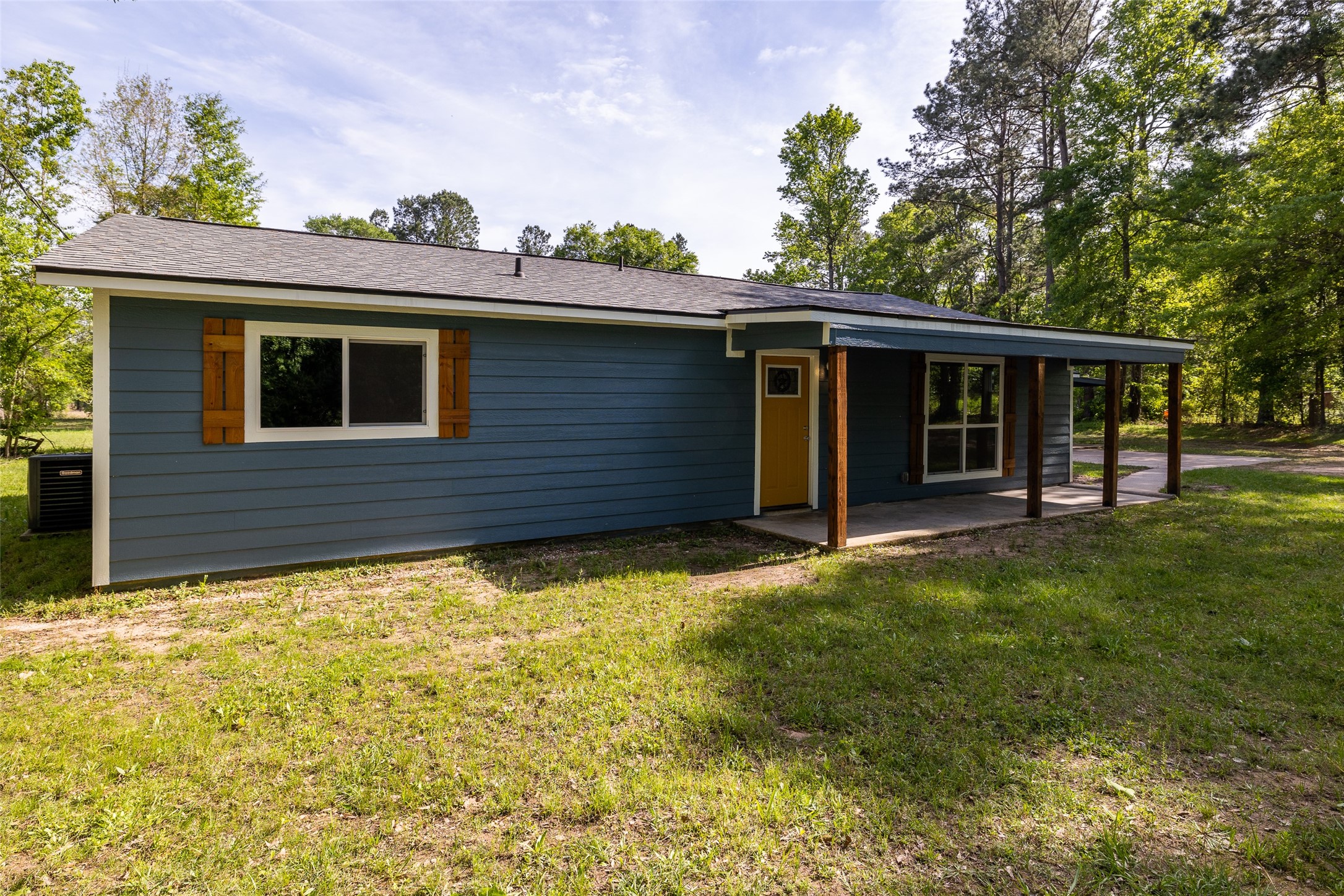 261 S Oakridge Drive Cleveland TX 77328