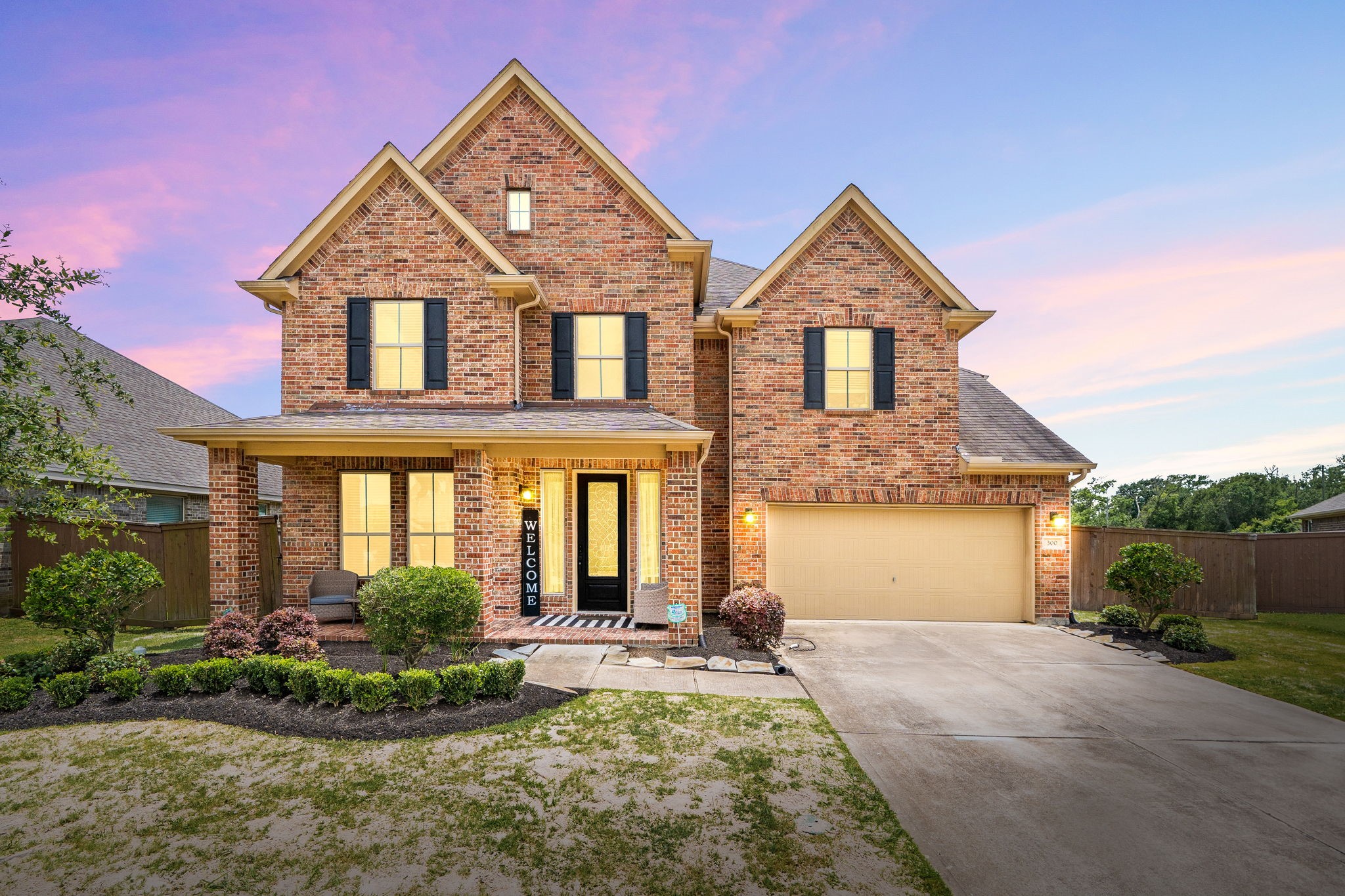 300 Bentside Place Clute TX 77531