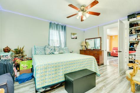 1625 Avenue M 1/2 Galveston TX 77550
