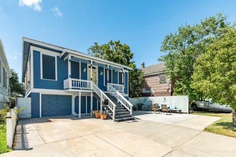 1625 Avenue M 1/2 Galveston TX 77550