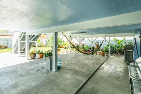1625 Avenue M 1/2 Galveston TX 77550