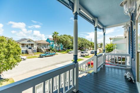 1625 Avenue M 1/2 Galveston TX 77550