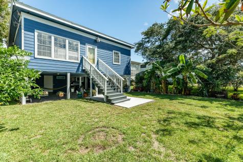 1625 Avenue M 1/2 Galveston TX 77550