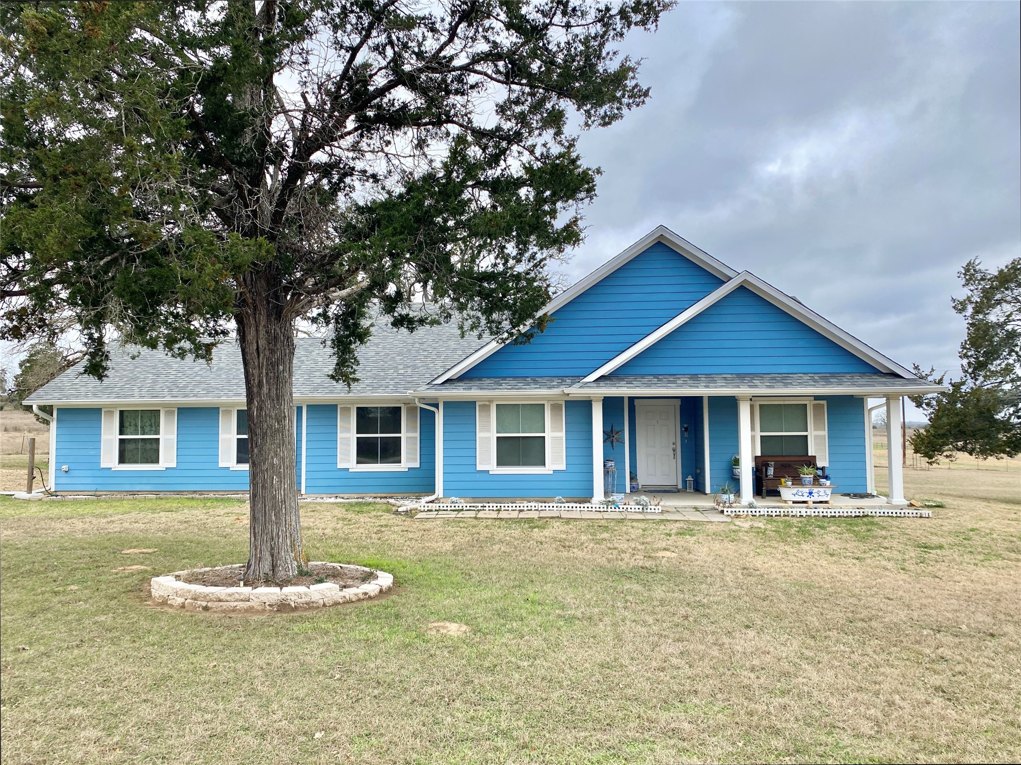 1417 County Road 107 Paige TX 78659