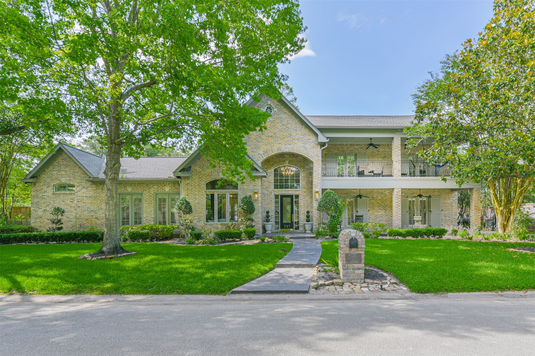 241 Merrie Way Lane Houston TX 77024