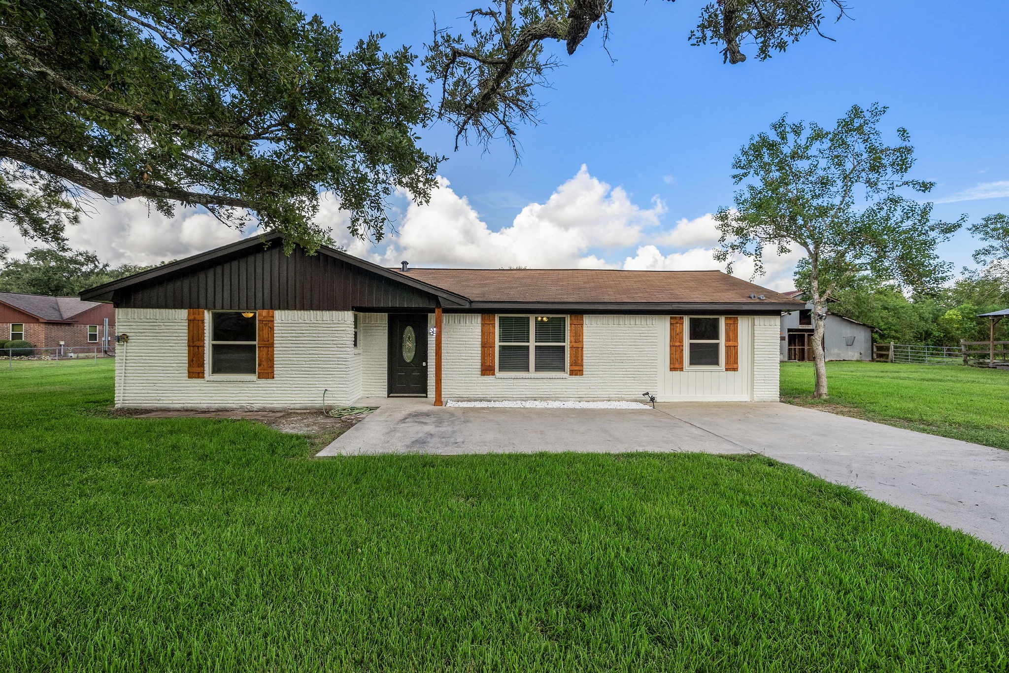 7230 Avenue L Santa Fe TX 77510