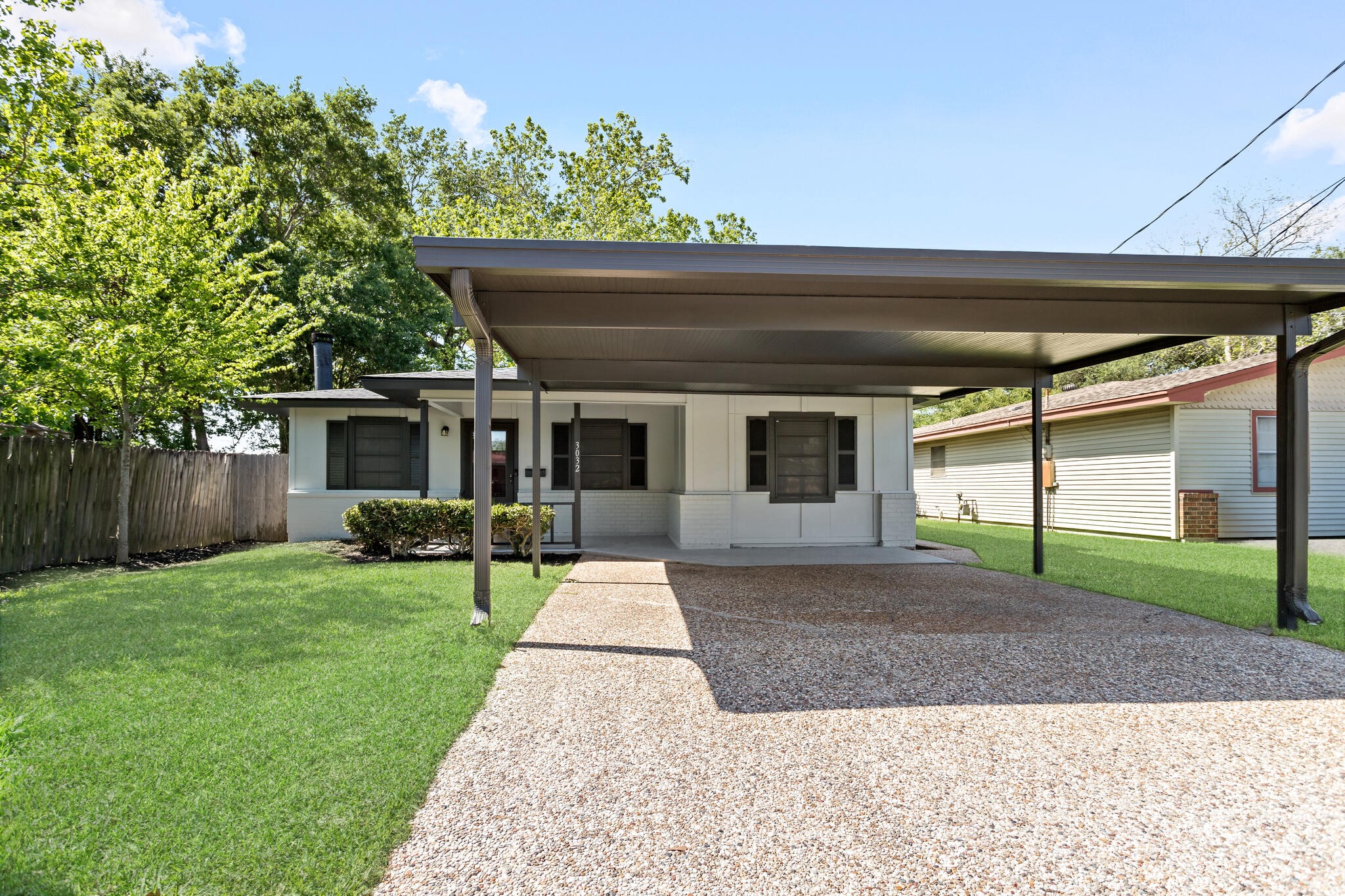 3032 Avenue H Nederland TX 77627