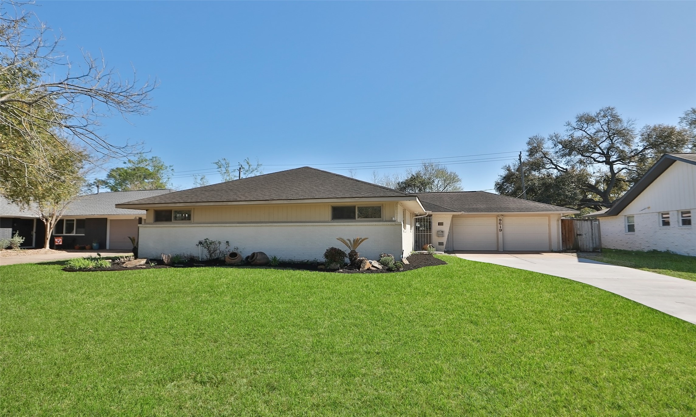 9619 Winsome Lane Houston TX 77063