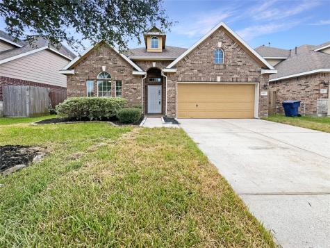 8307 Bay Oaks Drive Baytown TX 77523