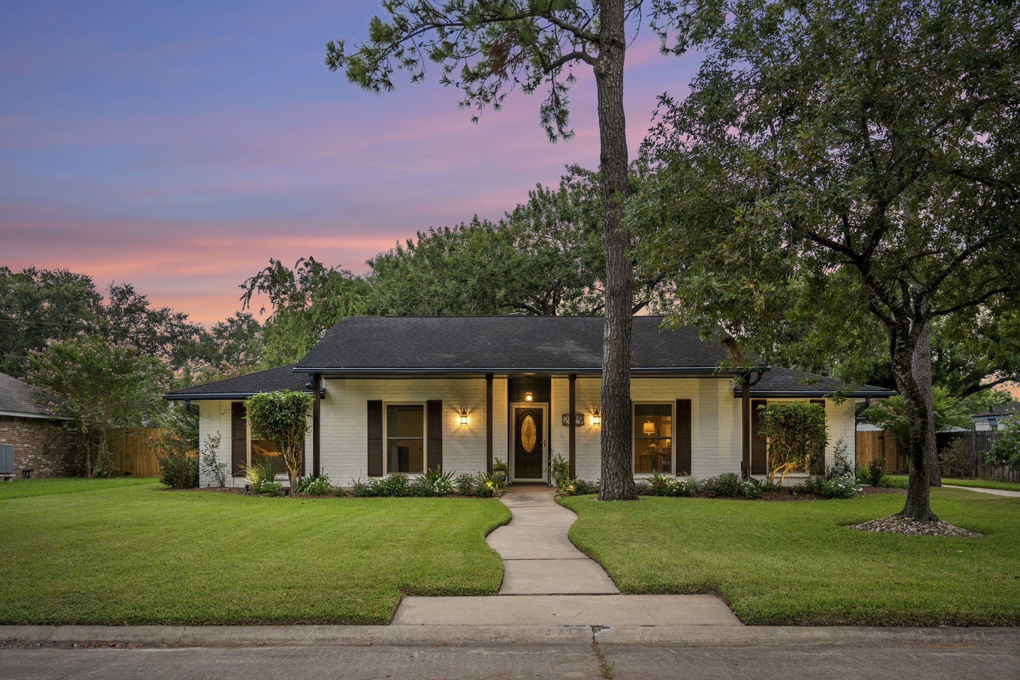 2719 Frostwood Circle Dickinson TX 77539