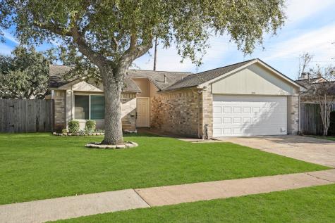 3015 Garden Lane Sugar Land TX 77479