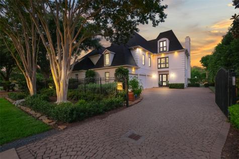 31 W Broad Oaks Drive 2 Houston TX 77056