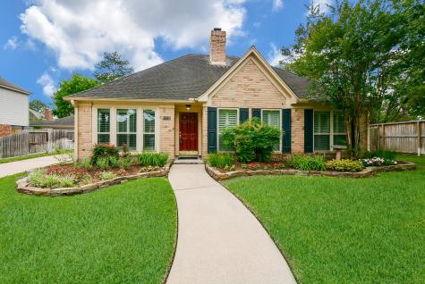 7702 Colony Point Court Houston TX 77095