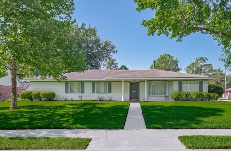 7827 Braesdale Lane Houston TX 77071